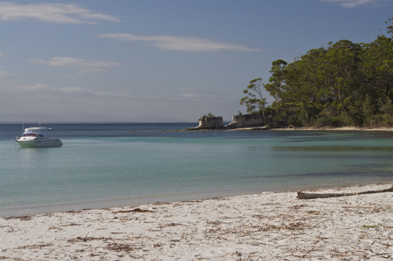 Hole in the Wall Beach, Jervis Bay Territory