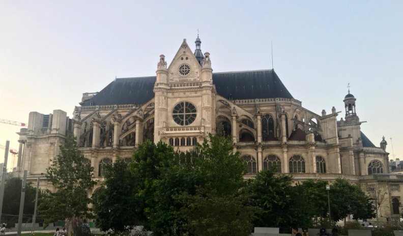 Wandering through Paris, I happened to run across a magnificent 16th Century church that I'd never heard of before