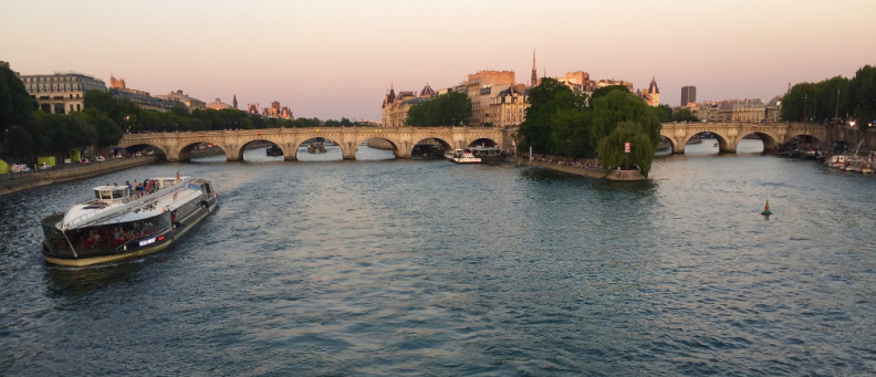 Île de la Cité (on the Seine) at sunset, from the Pont des Arts